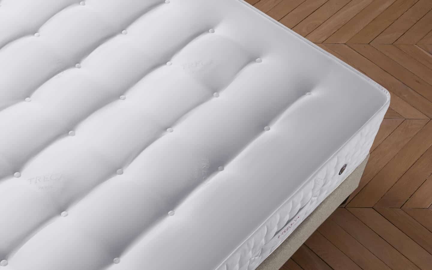 Treca Matras Paris Istanbul