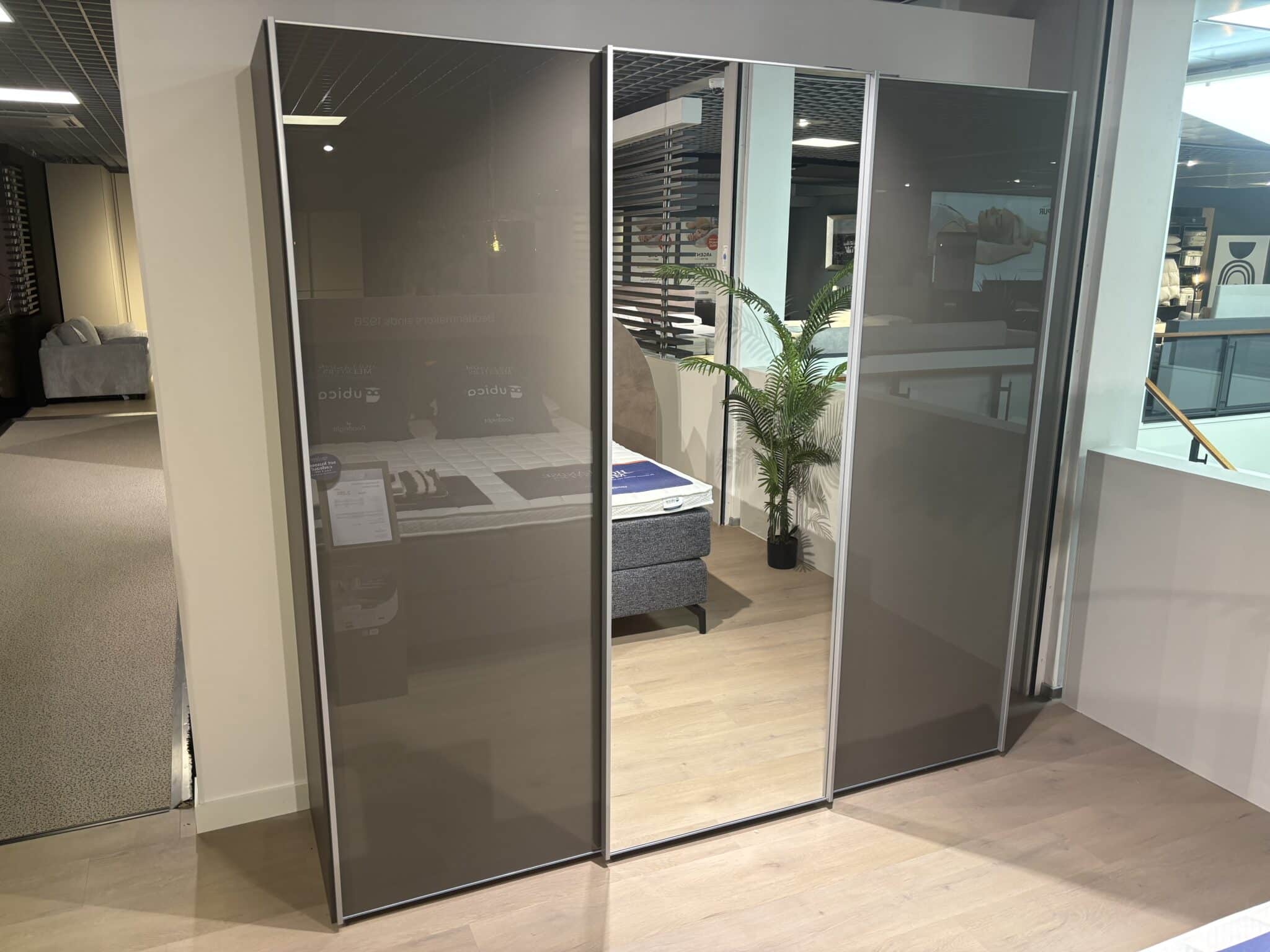 wiemann-schuifdeurkast-phoenix-showmodel